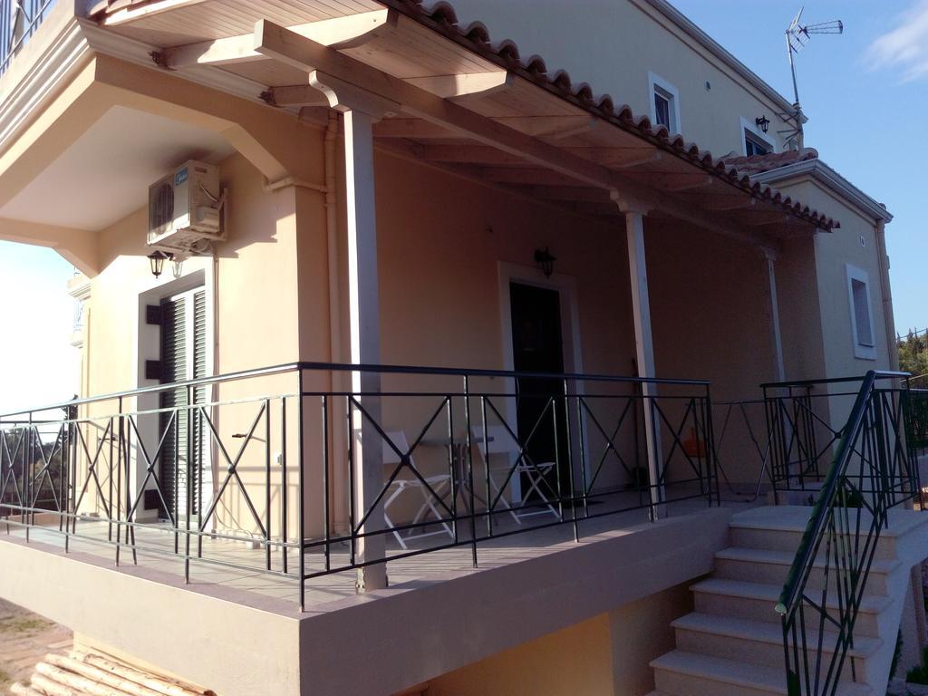 Kalliope Apartment *